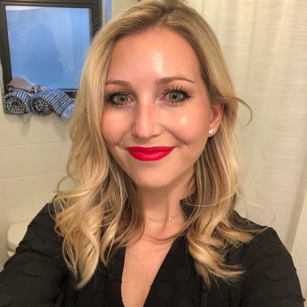 Meet your Posher, Whitney